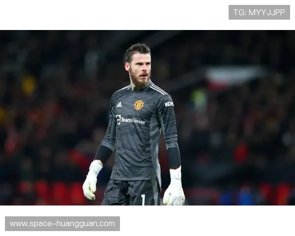 埃尔马拉小角度劲射稍稍偏出，科隆错失扳平良机